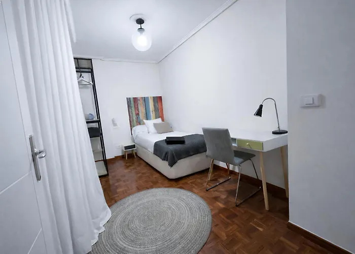 Apartment Piso Luminoso, Amplio Y Tranquilo En Casco Viejo