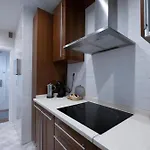 Piso Luminoso, Amplio Y Tranquilo En Casco Viejo Daire