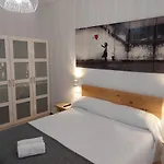 Piso Luminoso, Amplio Y Tranquilo En Casco Viejo Апартаменти Більбао