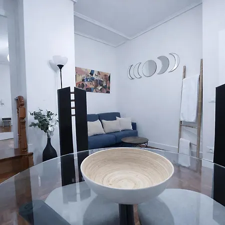 Appartamento Piso Luminoso, Amplio Y Tranquilo En Casco Viejo Bilbao