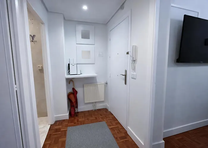 Appartamento Piso Luminoso, Amplio Y Tranquilo En Casco Viejo *